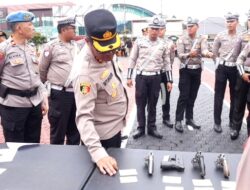Kapolres Rejang Lebong Pimpin langsung Pemeriksaan Senjata Api Personelnya.
