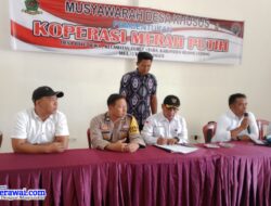 21 KPM Desa Batu Dewa Terima BLT DD Tahap Pertama