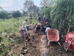 Pemdes Karang Jaya Realisasikan (DD) Tahap Pertama Buat Rabat Beton.