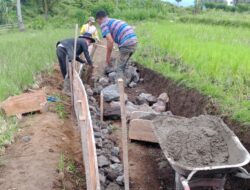 Pemdes Duku Ilir Bangun Saluran Irigasi Guna Tingkatkan Sektor Pertanian