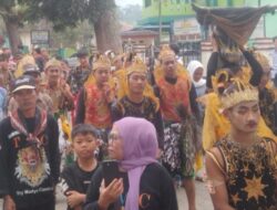 25 Group Kuda Kepang, Meriahkan  Grebek Suro 2025, Di Lapangan Dwi Tunggal